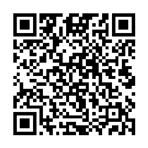 一缕缕黑红相间的流光继续从他的乾坤戒中喷涌而出二维码生成