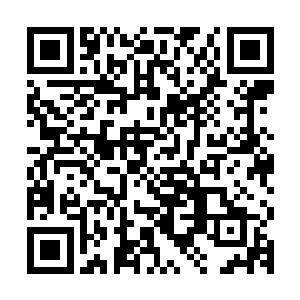 他也恍然大悟为何唐铮可以信誓旦旦地说可以找到柳轻眉的下落二维码生成