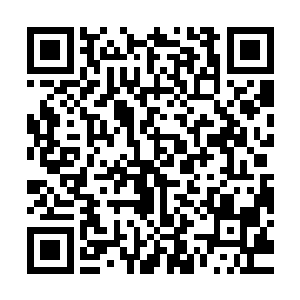 他先带着他的手下赶往了昔日马家船队靠岸的港口附近埋伏起来二维码生成