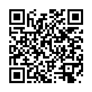 他把一个笔记本和一支笔递给了她二维码生成