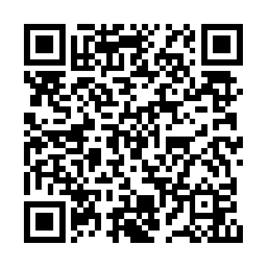 似乎没想到我居然能够从他的压迫当中挣脱出来二维码生成