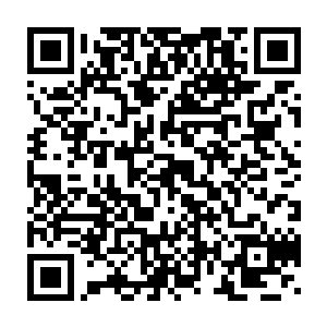 但是为了以防万一龙傲天从戒指中拿出了几个小瓶里面装着一些疗伤丹二维码生成