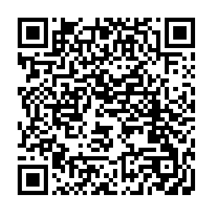 但那是他补血之后才会出现的……可这个神殿执事居然还可以做到这一点二维码生成