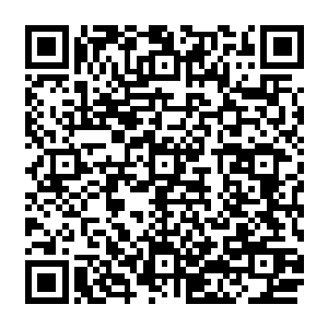 再说严默四人的穿着打扮和他们无角人的身份也不值得店家特地放弃其他客人来招呼他们二维码生成