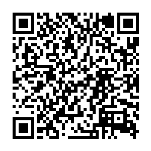 另一个见同伴许久没回来就打算对她再压榨和强bao……就在那紧急关头二维码生成