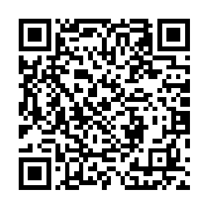 因为他也发现了那火云使者手中的红色火焰威力大的惊人二维码生成