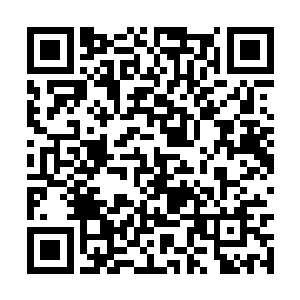 因为他们在那张已经被摔坏的铭牌上看到了三个字二维码生成