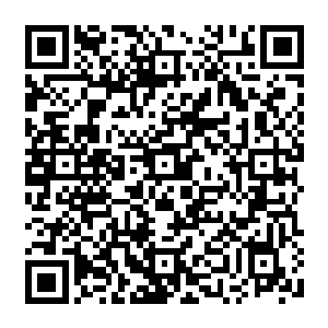 惊诧莫名的日本人有些难以置信这主办方会敢在众多国际媒体的镜头和眼睛前面动手二维码生成