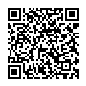 这比他看到九五之尊班学生们集体出席开学典礼还要来得惊颤二维码生成